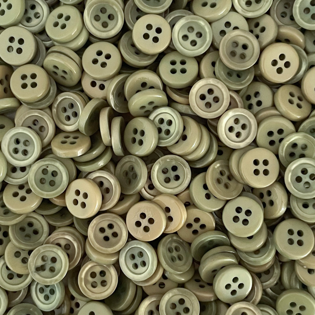 Plain Buttons 4 Holes - Small